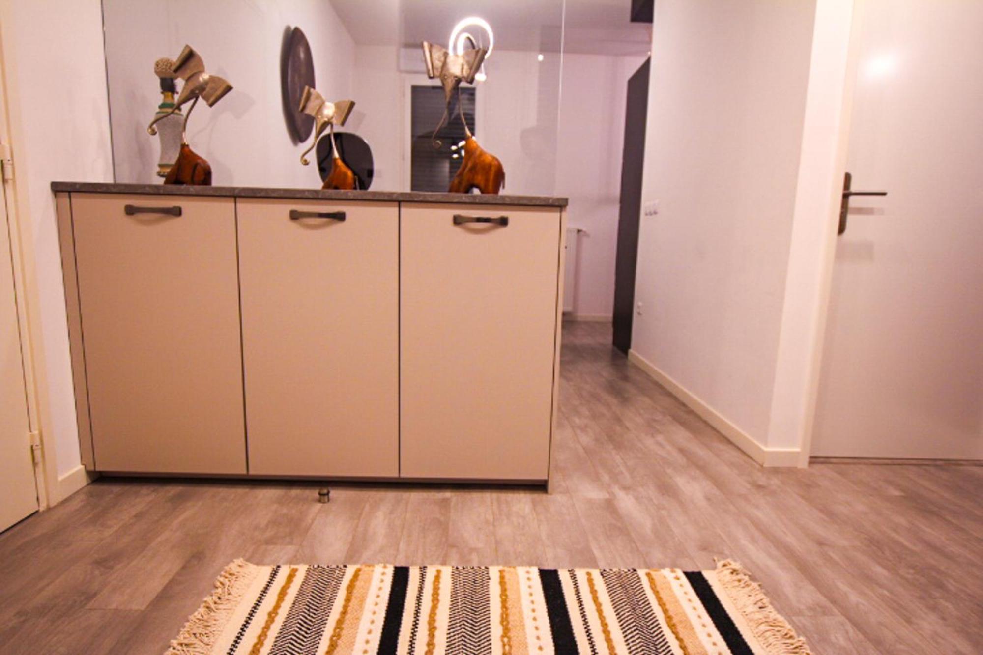 Skyview Luxury Appartement A モンテヴラン エクステリア 写真